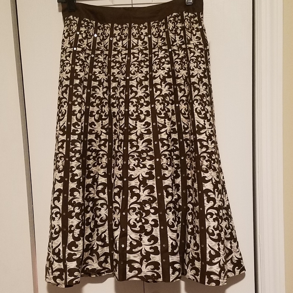 Dress Barn circle Skirt with Sequin Detail (B2)
